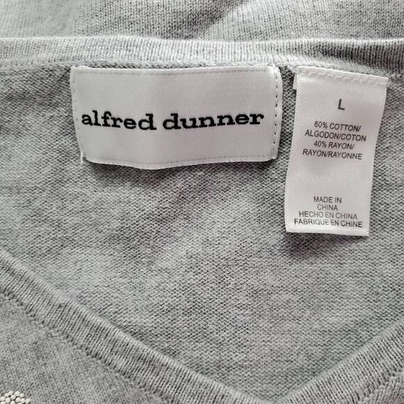 Alfred Dunner Gray Short Sleeve Embellished Knit Top Size L Scroll Print Beaded - Picture 5 of 7